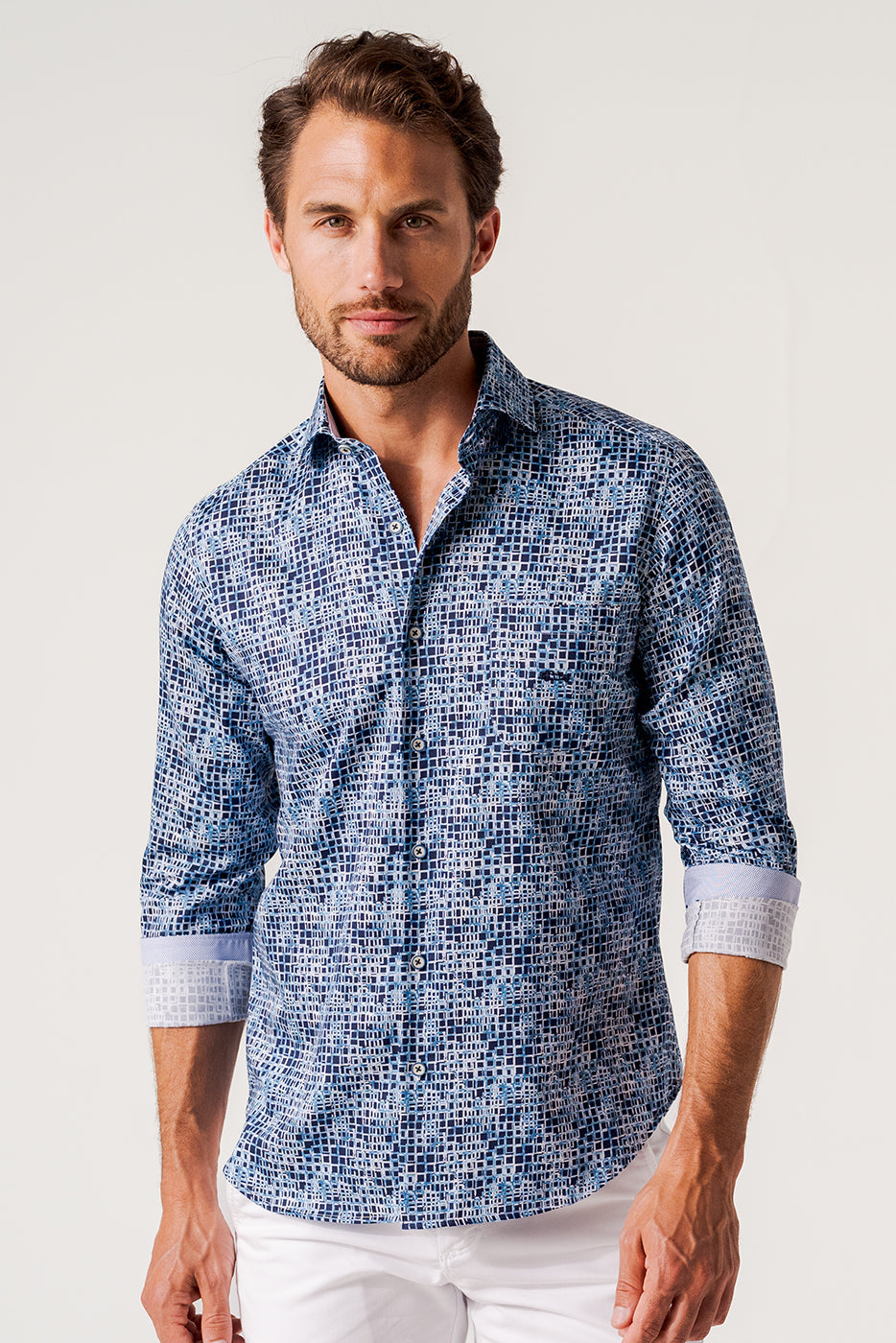 Camisa regular fit estampado ventanas