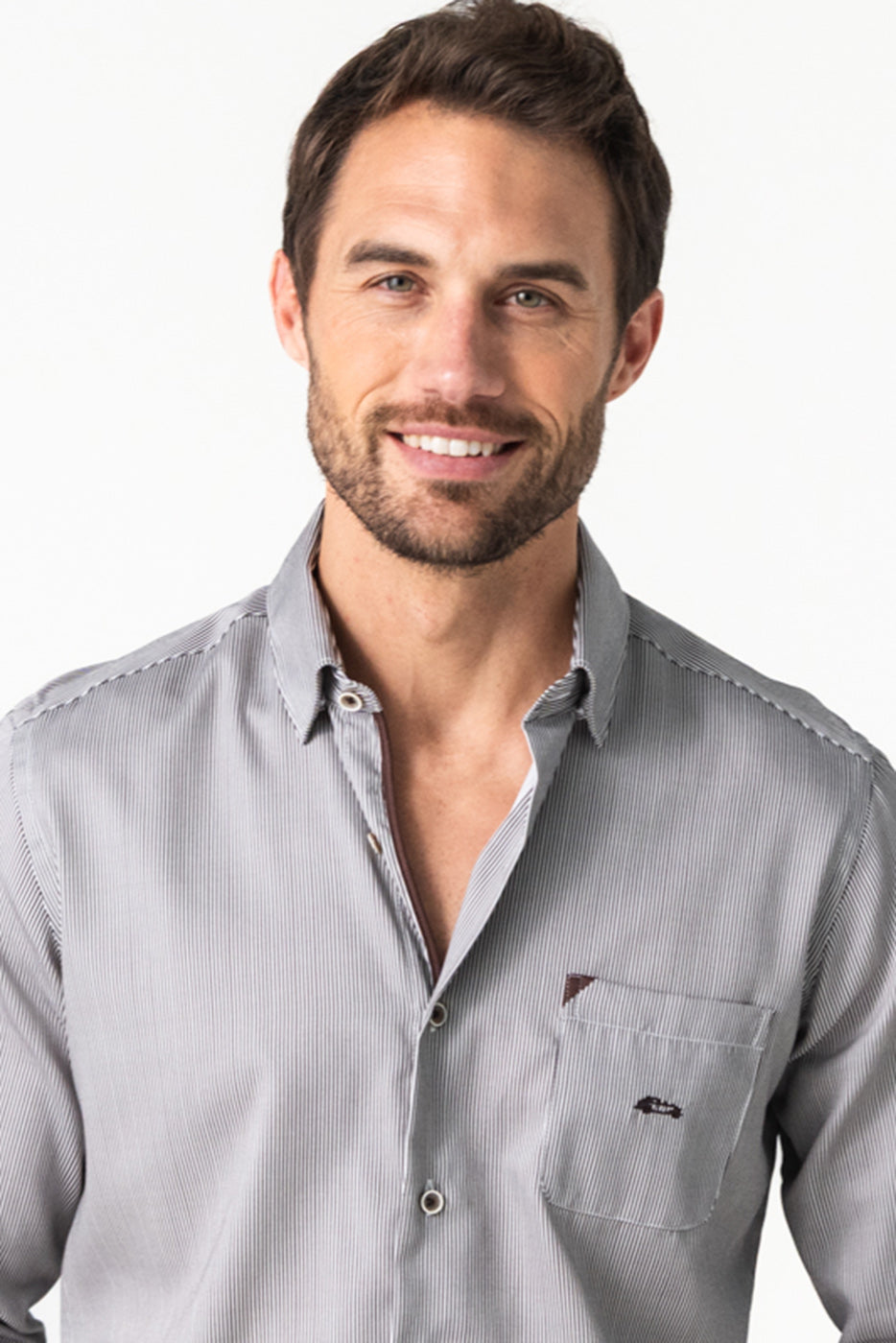 Camisa rayas marrón hombre con bolsillo