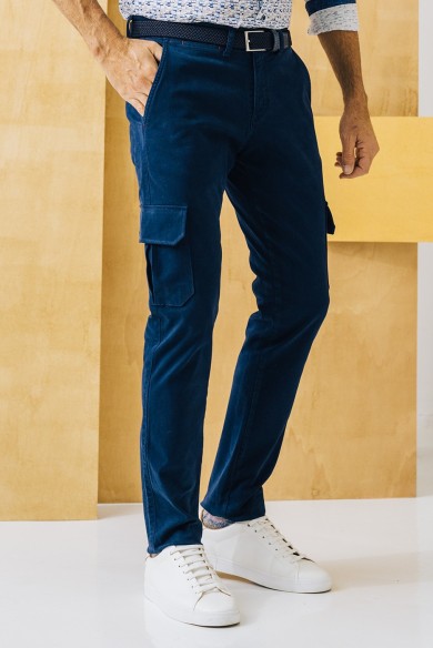 PANTALÓN CARGO MARINO SLIM FIT