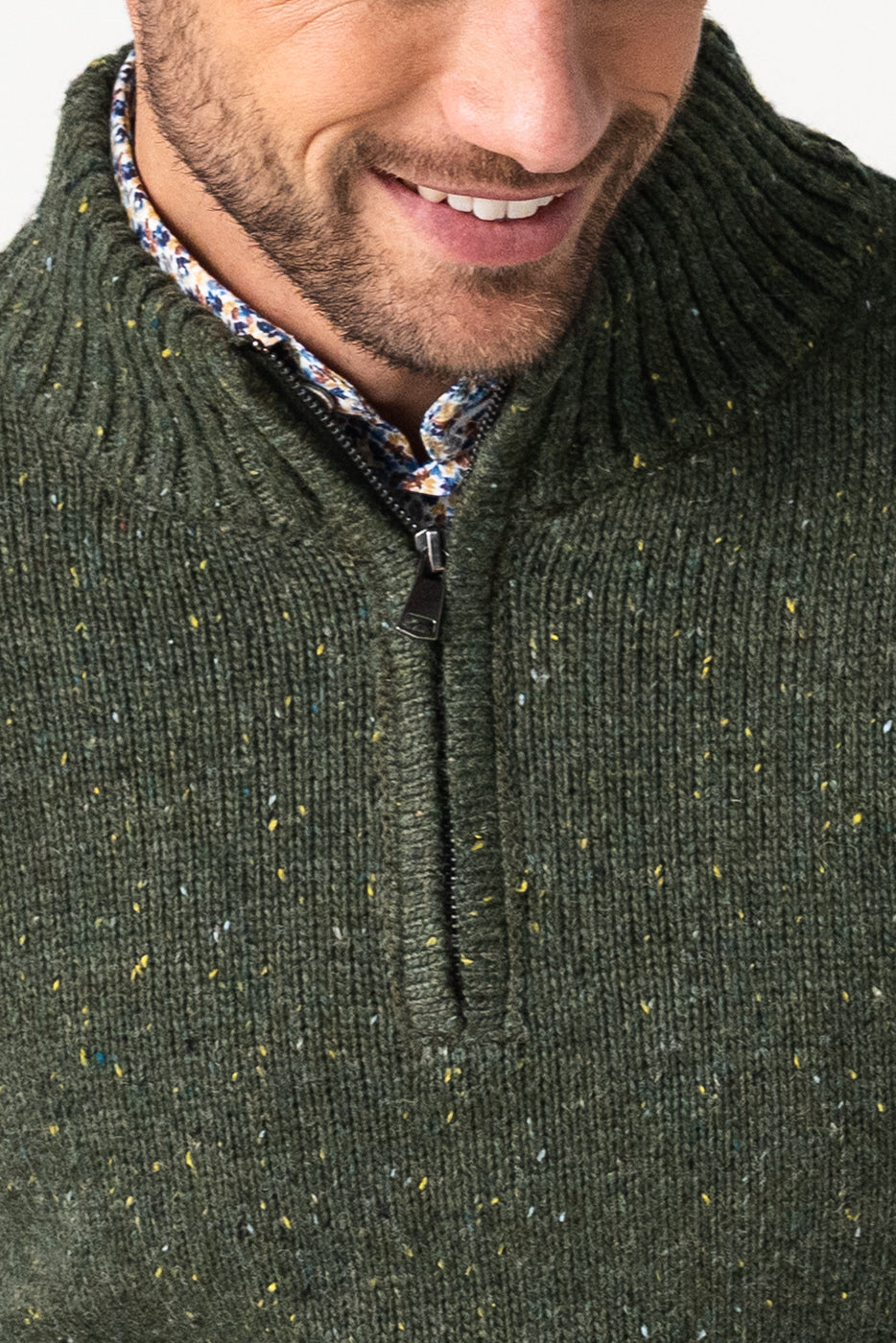 Jersey hombre verde cuello semicisne cremallera
