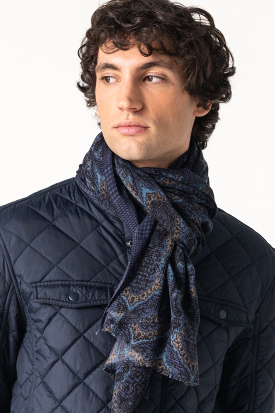 Fular estampado hombre marino 