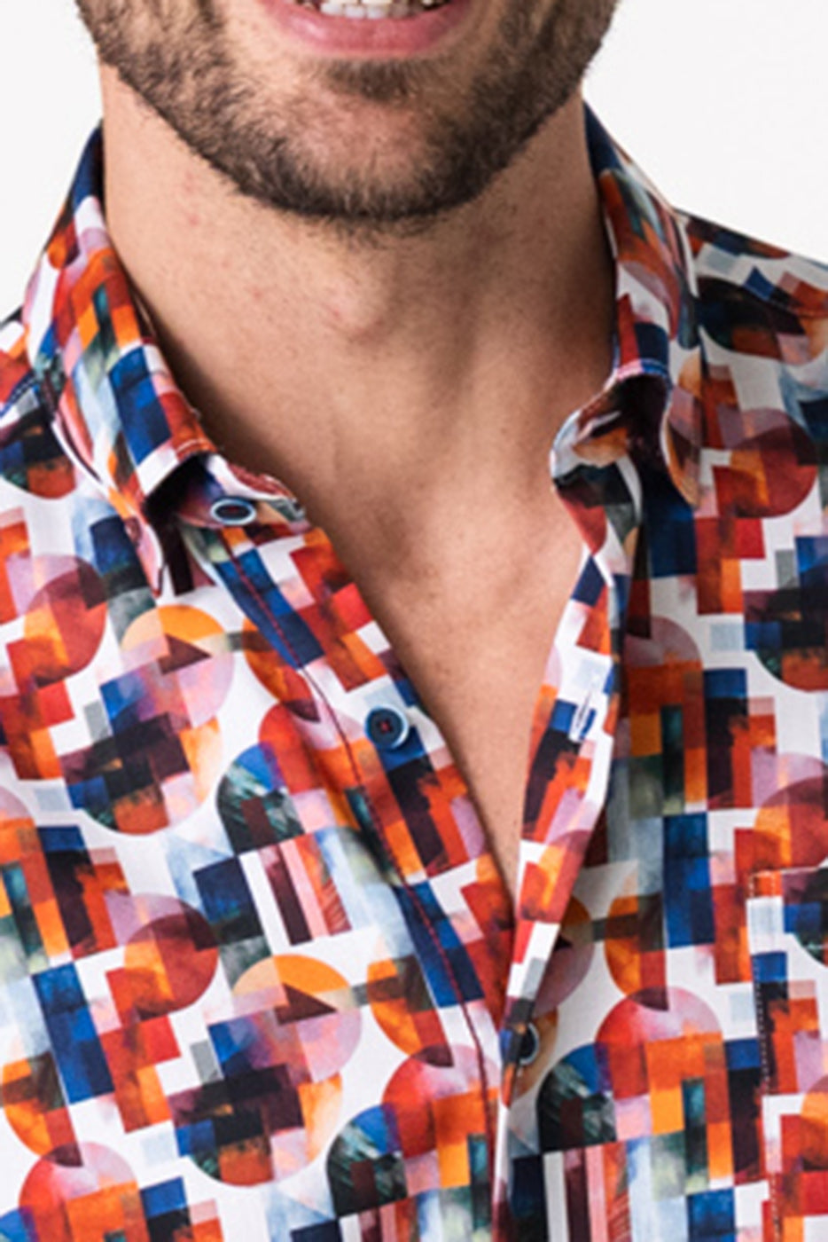 Camisa estampado geométrico multicolor con bolsillo